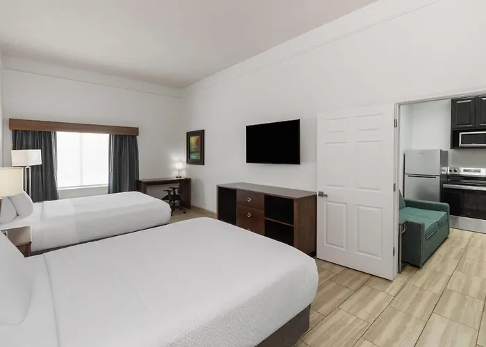 La Quinta By Wyndham Laredo Airport
